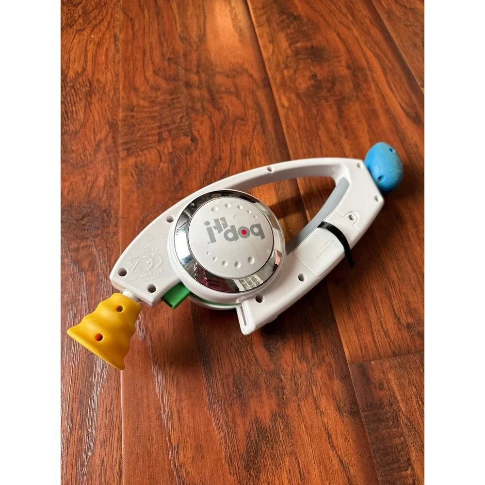 Hasbro Bop It Electronic Handheld Reflex Game Tested & Working